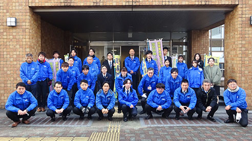 藤枝西高等学校前にて『年末の交通安全県民運動』の立哨活動を実施