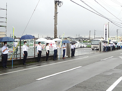 東名自動車学校前の公道