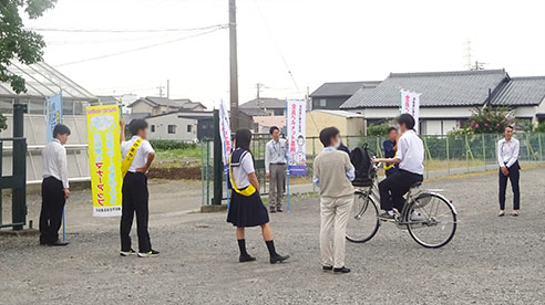 藤枝北高等学校前にて『春の全国交通安全運動』の立哨活動を実施【バナー画像】